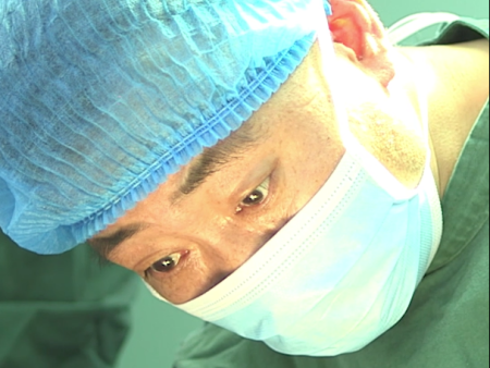 為(wèi)91歲老(lǎo)人(rén)解除折磨她(tā)40年(nián)的(de)三叉神經痛 益陽和睦佳婦幼醫院三叉神經痛醫(yī)療團隊再次擦亮(liàng)“金(jīn)字招牌”